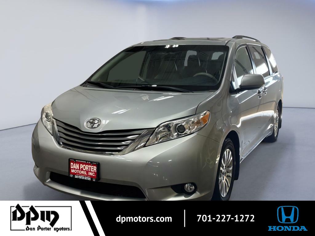 Silver Sky Metallic 2013 Toyota Sienna Minivan Front-Wheel Drive 6-Speed Automatic